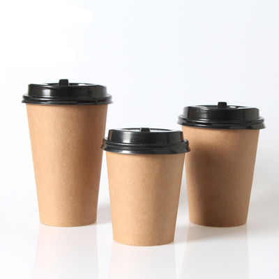 Jednorazowe kubki do kawy z pojedynczą ścianką z brązowego papieru pakowego do gorącego picia